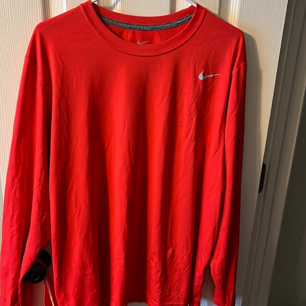Mens red long sleeve Nike Dri-Fit shirt. XL